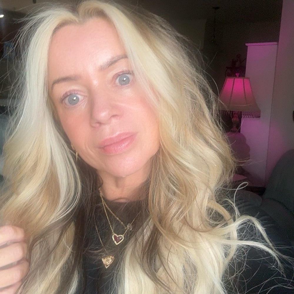 Meet your Posher, Cyndi
